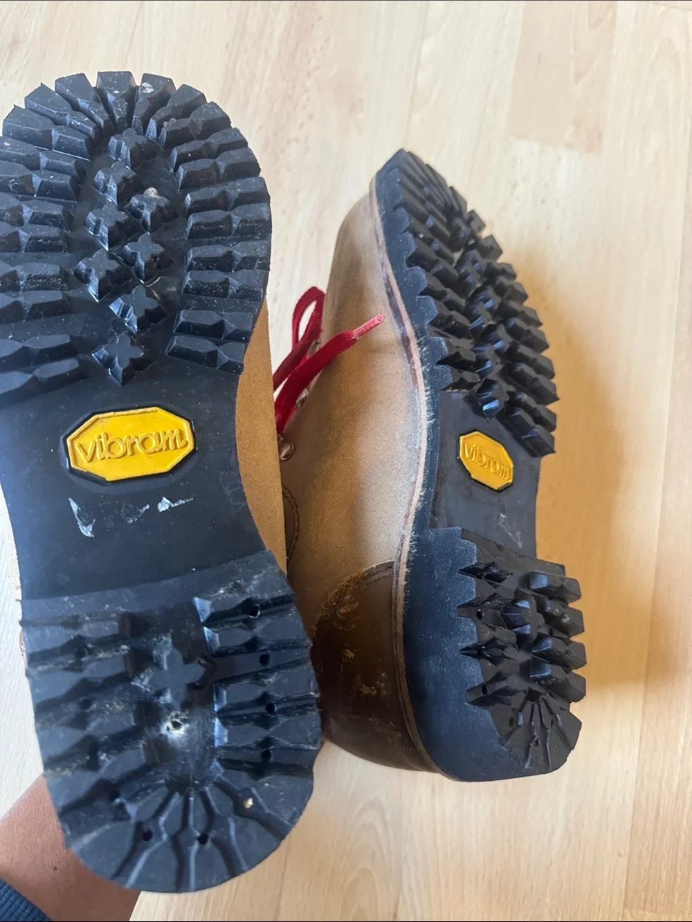 Dunham Vintage 80’s Hiking Boots size 9